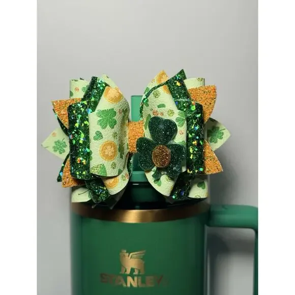 Stanley 2025 St. Patrick’s Day SHAMROCK GREEN 40oz Tumbler BNWT + Custom Bow - Picture 2 of 11